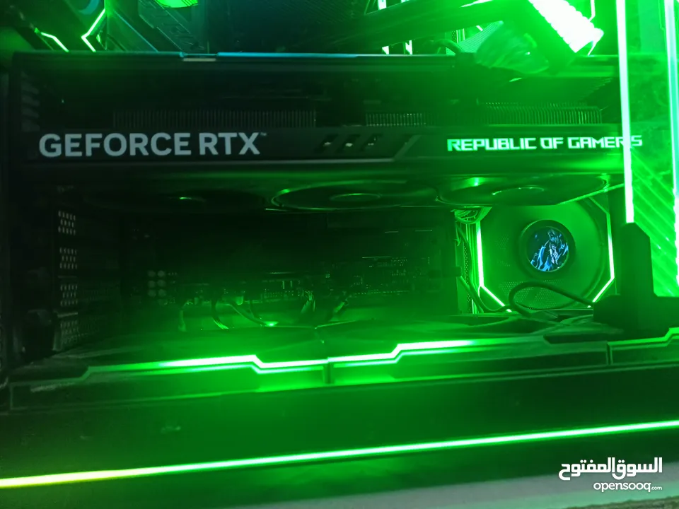 ASUS ROG 4070 Ti Super