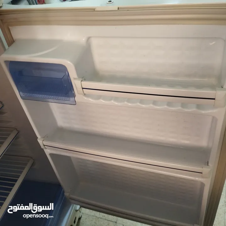 ثلاجة نوع فيدرال