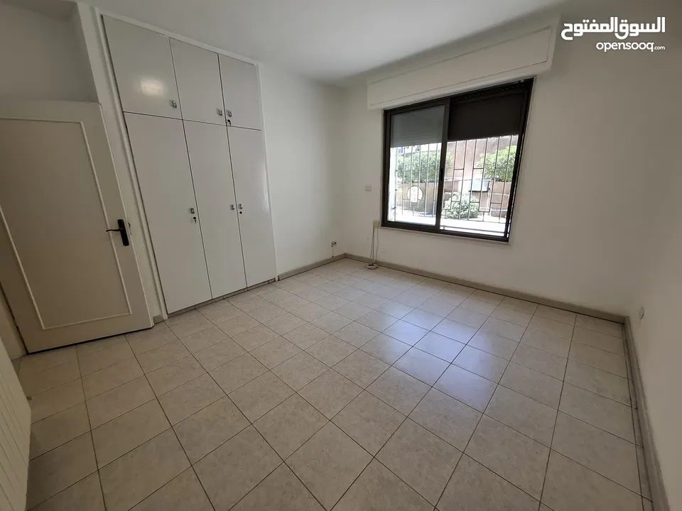 شقة غير مفروشة للإيجار  ( Property 43170 )-175095420