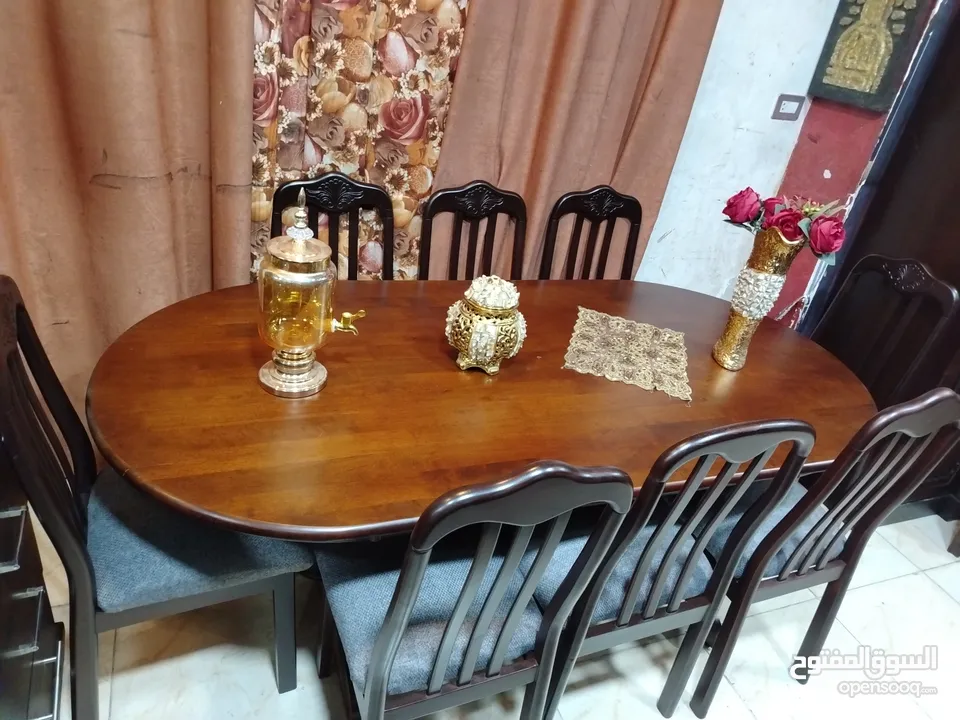 طاولة سفره مليزي تفصيل