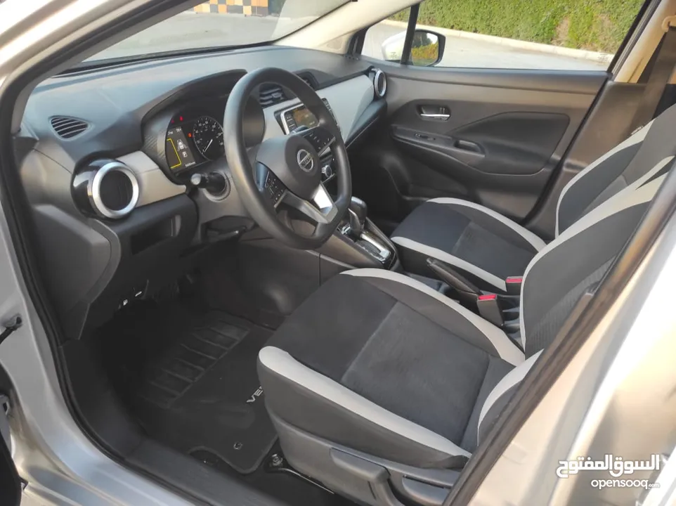 Nissan versa 2021 very clean car