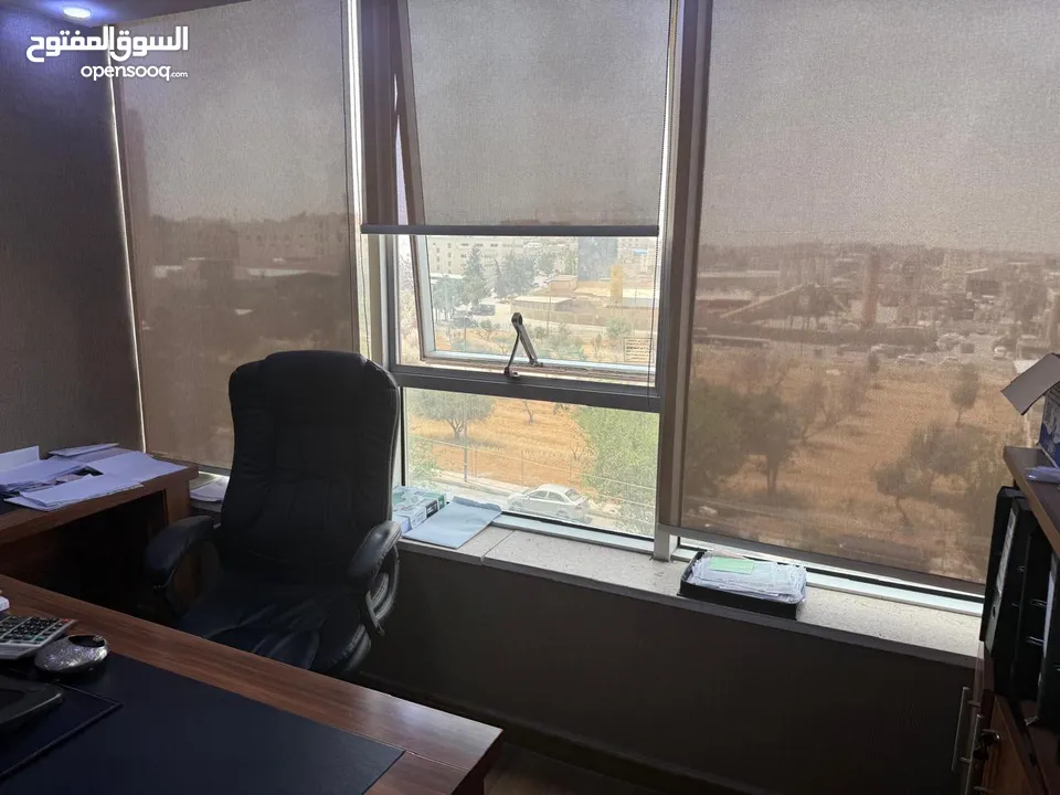 مكتبين للبيع في منطقه المقابلين