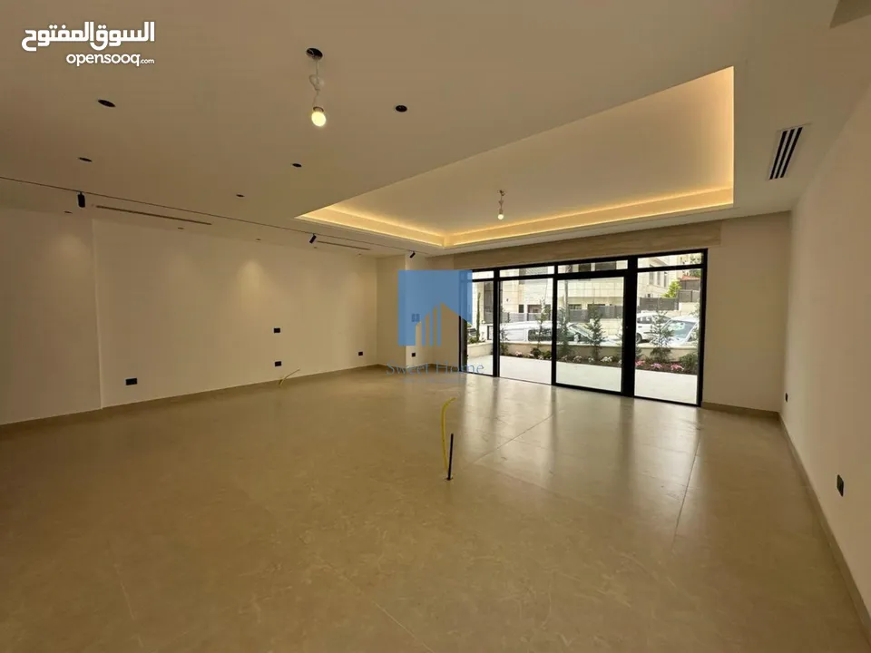 شقة أرضية فاخرة للبيع في الدوار السابع  - بالقرب من كوزمو 150م مع ترس تشطيب سوبر ديلوكس لم تسكن