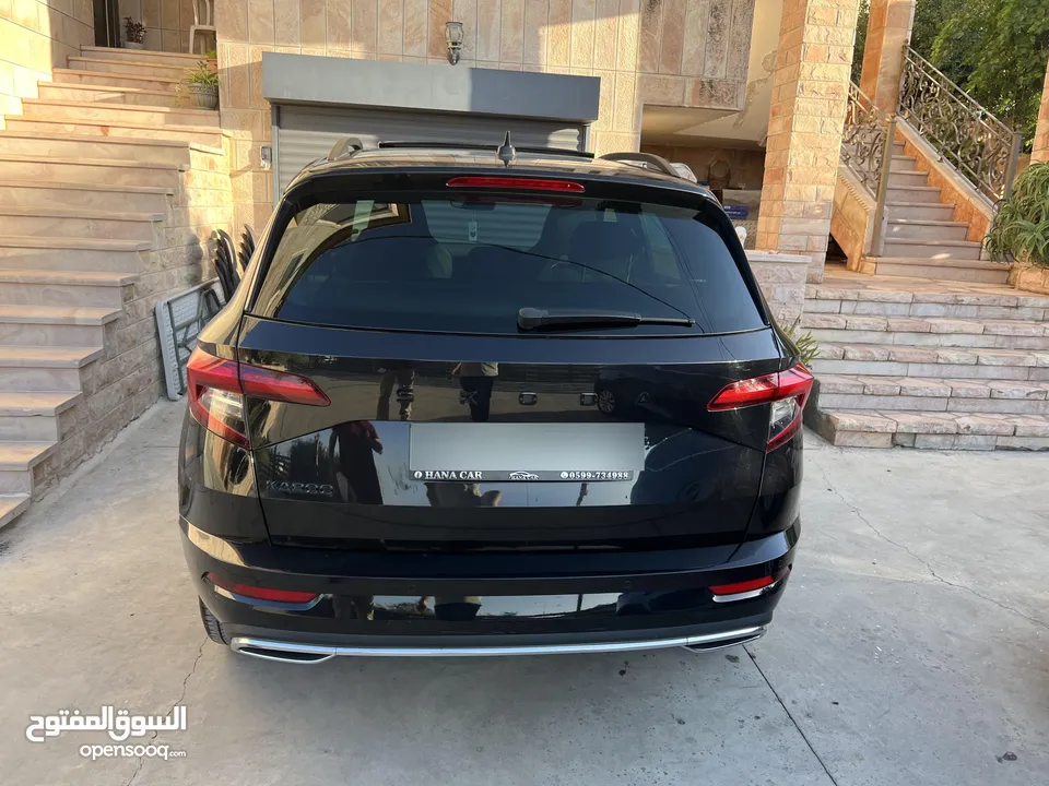 skoda karoq sport line blac adshn