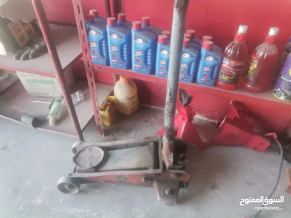 عدة محطه بناشر وغسيل سيارات للبيع