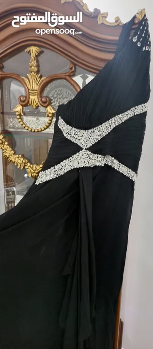 شروة فساتين سهره