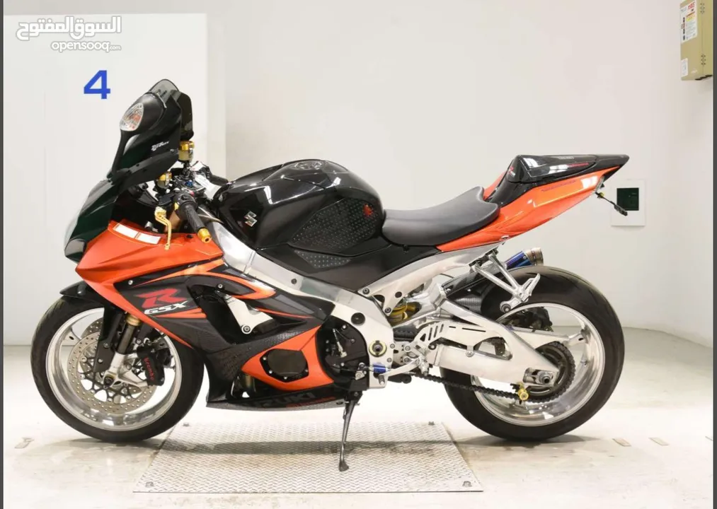 سوزوكي 1000cc وارد اليابان فل اكسسوارات 2007