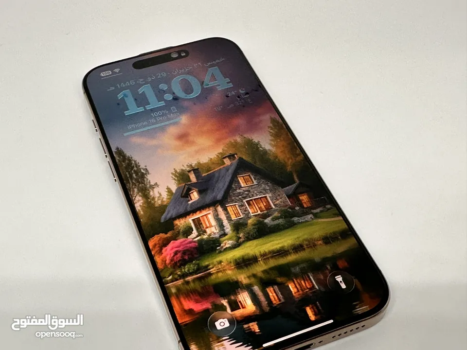 iPhone 16 Pro Max مشحون 17 مرة فقط شبه جديد