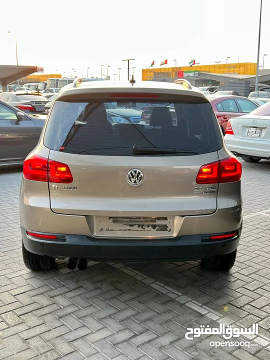 volkswagen tiguan 2012 gcc 2000 cc Original colour