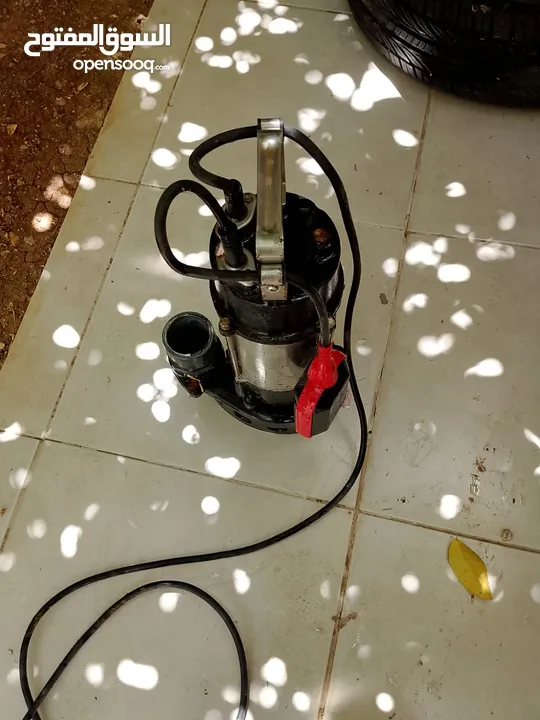 مضخة غاطسه خلاط