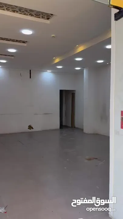 معرض تجاري للبيع او الاجار او البدل