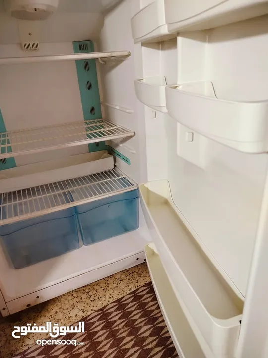 ثلاجة مستعملة بحال الوكاله