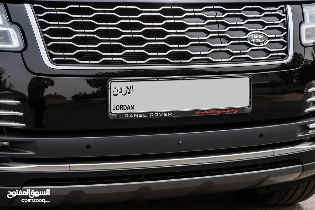 من الداخل  احمر اوتوبيوجرافي 2020 رنج روفر اعلى صنف فحص كامل  بحال الوكاله