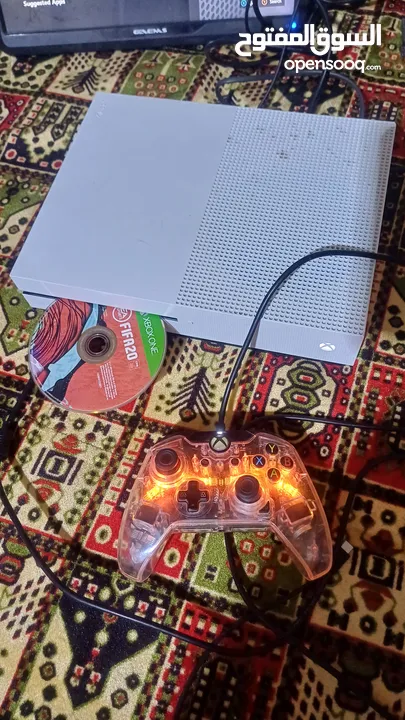 Xbox one s 500 gb new condition