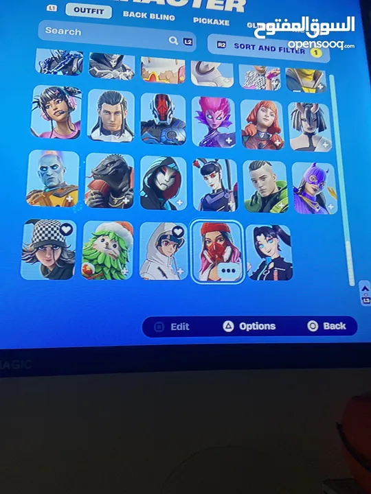 حساب فورت نايت ملان سكنات ايتم شوب للبدل على حساب آخر
