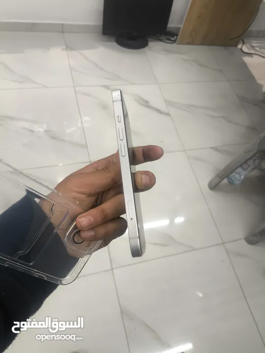 ايفون 14 مش مصلح شركة  بطارية 85 /128