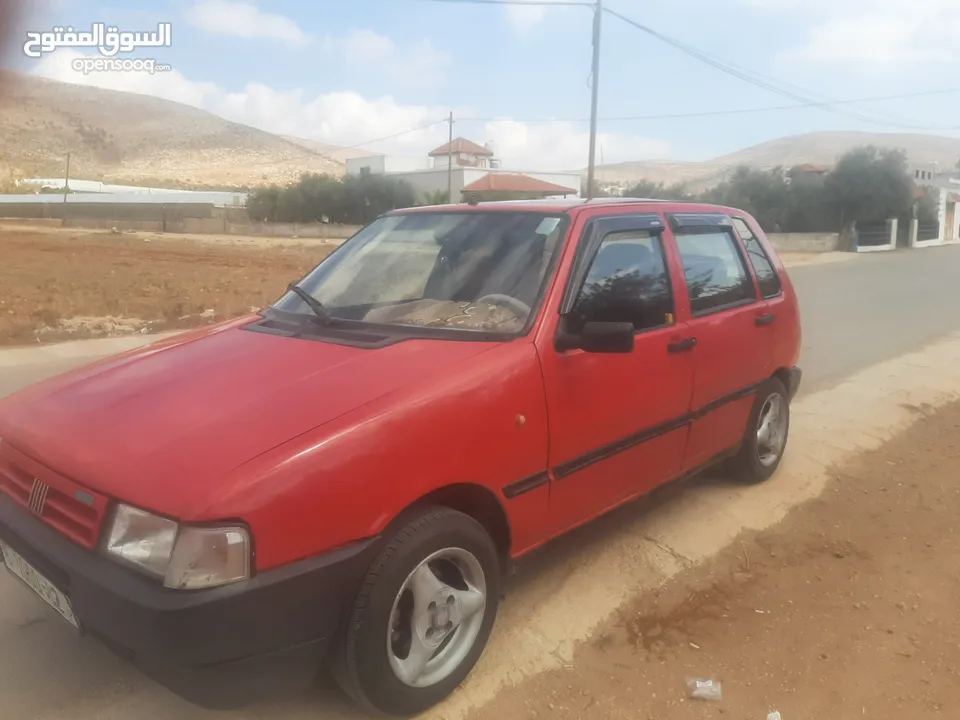 فيات اونو 1992