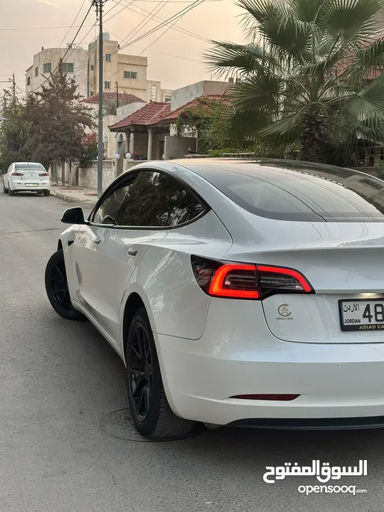تسلا موديل 3 لون أبيض لؤلؤي 2022 Tesla model 3 . 2022