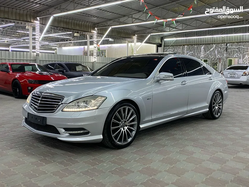 Mercedes S550 V8 Full option 2012 Very clean well maintained no accident