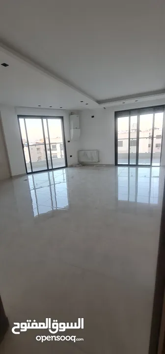 شقة وروف دوبلكس للبيع في خلدا مع تراسات واسعة مطلة جديدة بسعر مميز