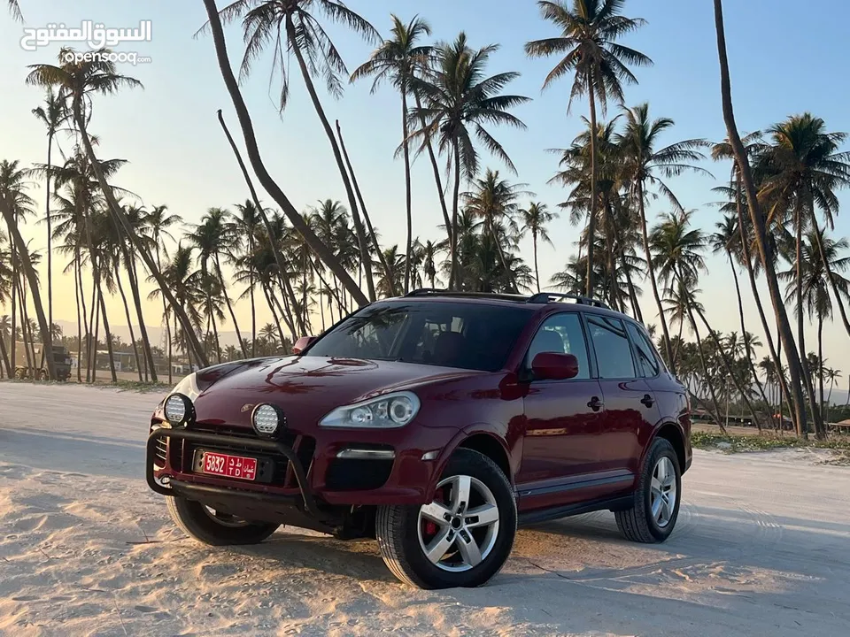 Porsche Cayenne for rent  in salalah