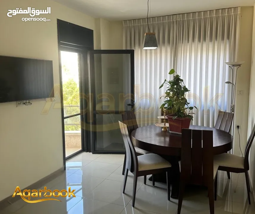 شقة للبيع عين منجد – بالقرب من قيادة الشرطة