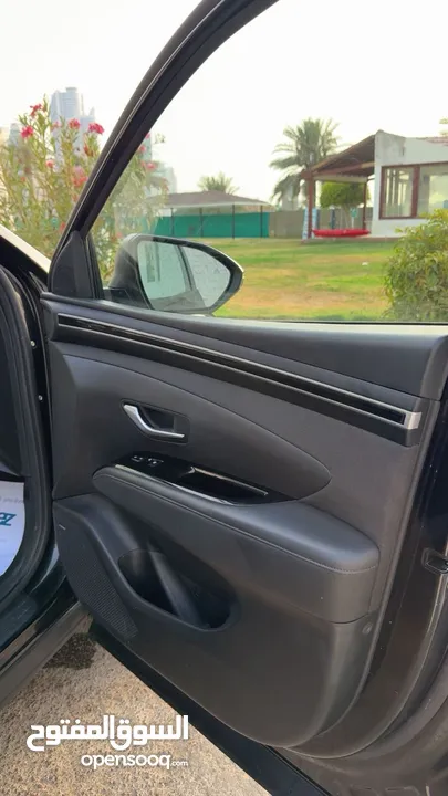 Hyundai Tucson Limited Full Options - All-Wheel Drive (اعلى فئة)