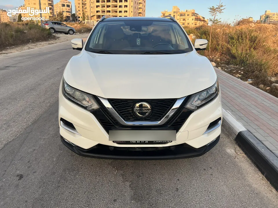 نيسان قشقاي فل اضافات 2018  بانوراما للبيع او البدل