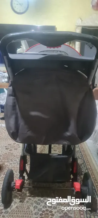 عرباية أطفال قوية ومتينة وشبه جديديدة استعمال قليل وماركة GOODbabY وبحالة ممتازة