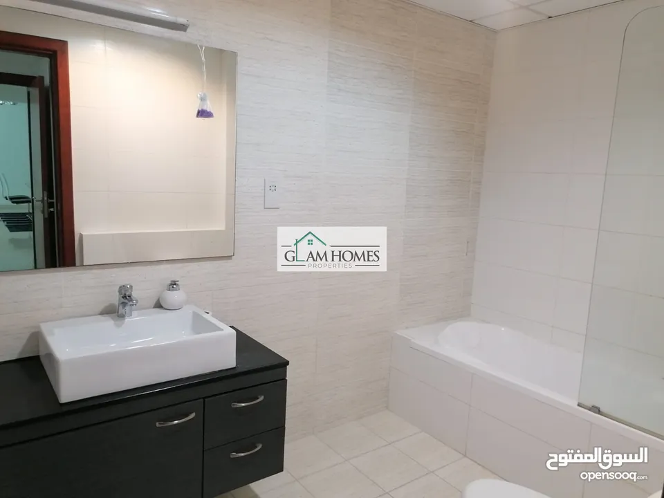 Comfy 2 BR apartment for sale in Al Khuwair Ref: 756R