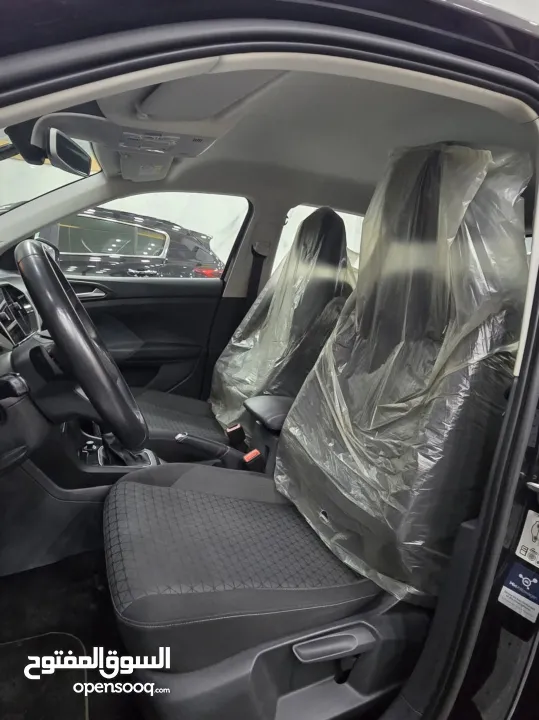 فولكسفاجن  T CROSS