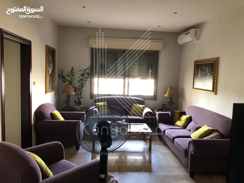 شقة مميزة للبيع في رجم عميش