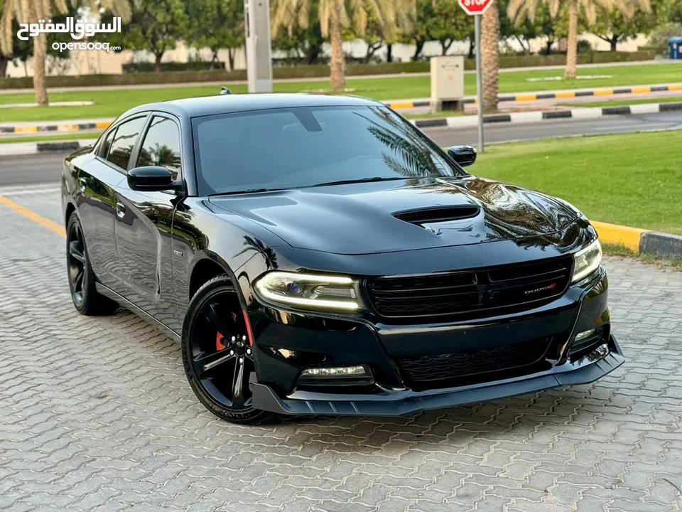 DODGE CHARGER - R/T - 2016 5,7L - V8 VERY GOOD CONDITION