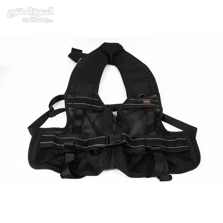 سترة او ( حامل الكاميرات ) بحالة ممتازه