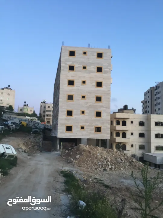 شقه للبيع مساحة 140م بإطلاله  مميزه