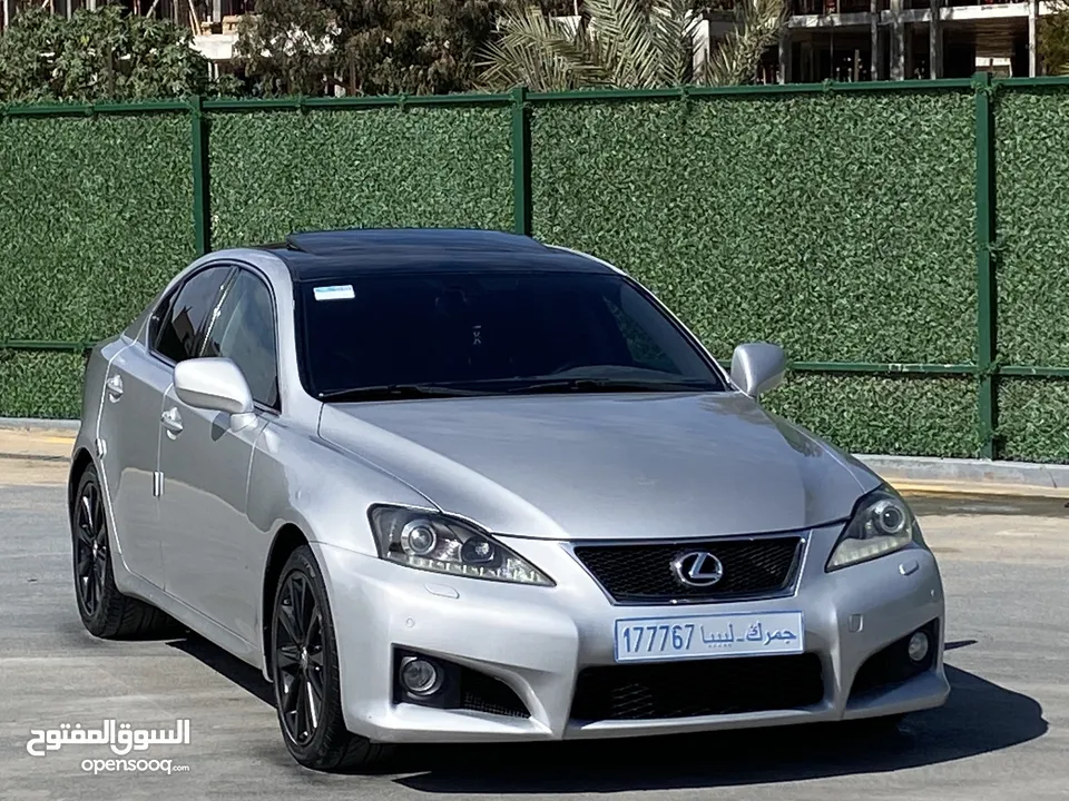 Lexus is250F//2009