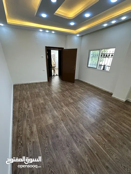 باركيه bvc فرنسي  وبلجيكي عالي الجوده افضل المواصفات واحدث الموديلات والالوان بأفضل الاسعار في الممل