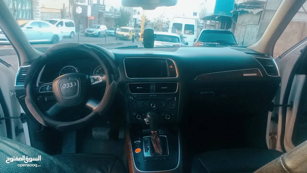 اوديQ5 اتمات 4*4 بانوراما بنزين