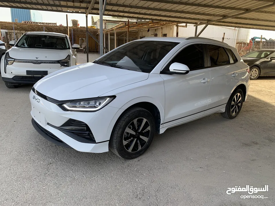 BYD E2 2022 بي واي ديه 2022 صنف لوكشري فل الفل بحاله الوكاله