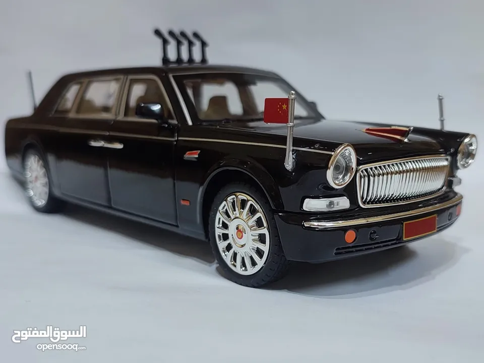 مجسم سيارة ليموزين حديد
