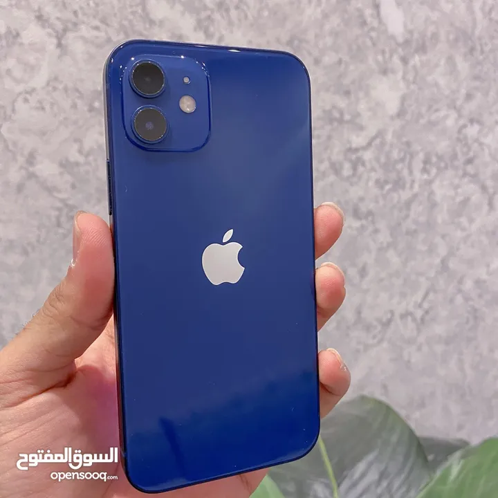 iPhone 12  ‏مساحته  64G  نسبه البطاريه 87  الجهاز توب نظافه بحال الوكاله  وارد شرق اوسط