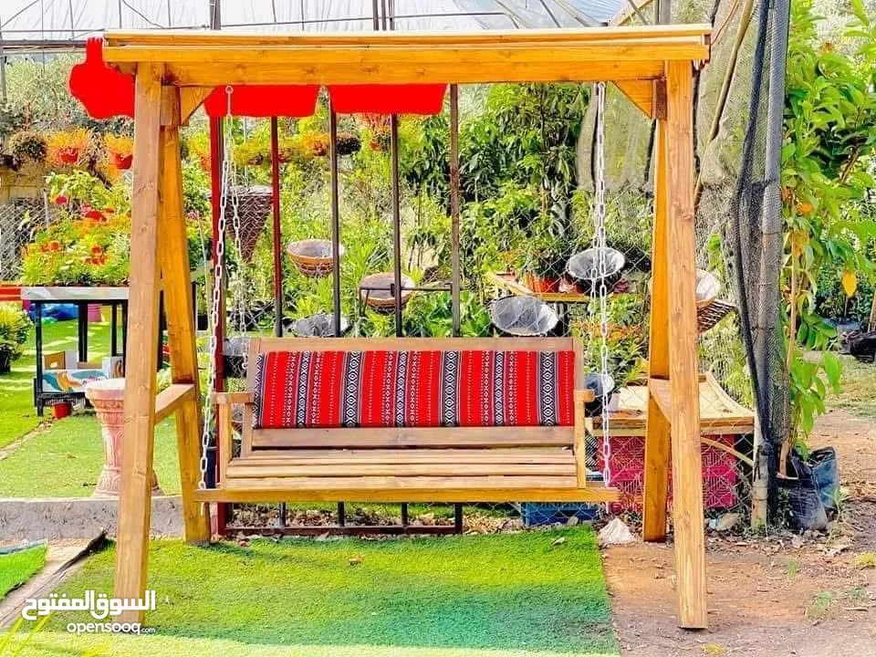 مقاعد خشبية للحدائق طاولات خشبية بروجيلات خشبية بأفخم تصميم مراجيح خشبية