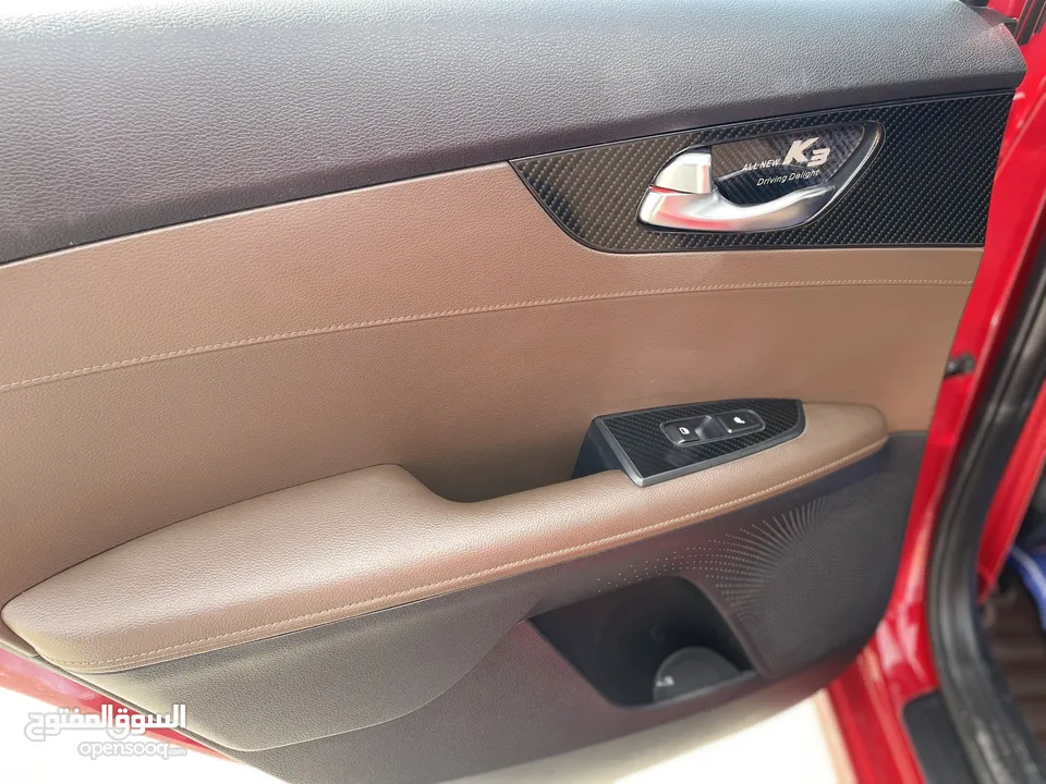 Kia K3  فل كامل 2019 مواصفات خاصة اعلى صنف من فئتها باسم مستورد ترخيص سنة كاملة رقم مميز