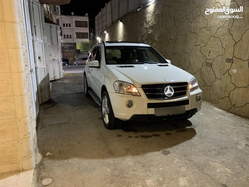 جيب مرسيدس للبيع ML550    بوضع ممتاز البيع بسبب السفر فرصة لن تتكرر