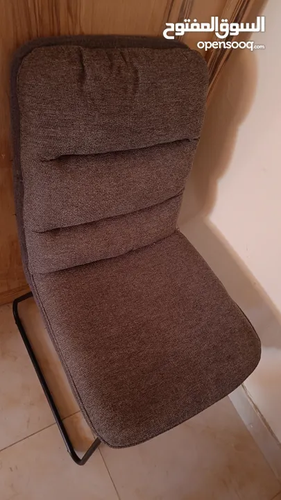 chair very good condition