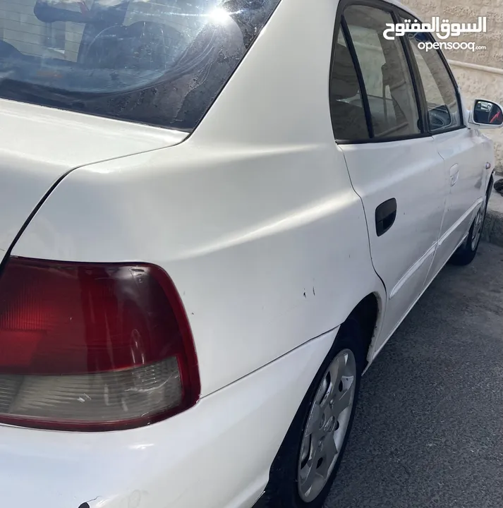 هونداي فيرنا موديل 2000 اوتوماتيك