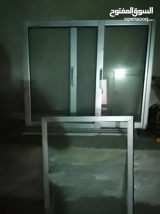 شباك المنيوم بحالة جيدة