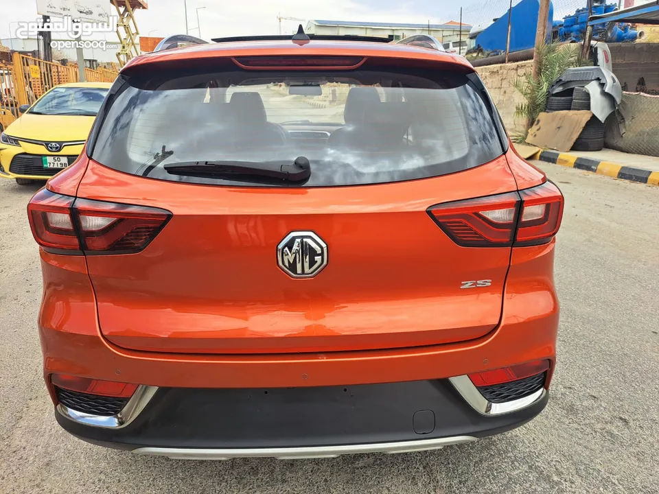 2020 MG ZS ممشى قليل فل مع بانوراما يصلح لسوق الاعفاءات