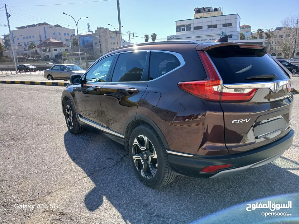 سياره للبيع  .  هوندا cr-v هايبرد 2019