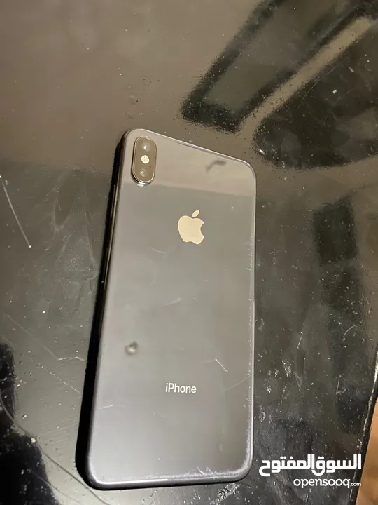 iPhone Xs Max بحالة الممتاز